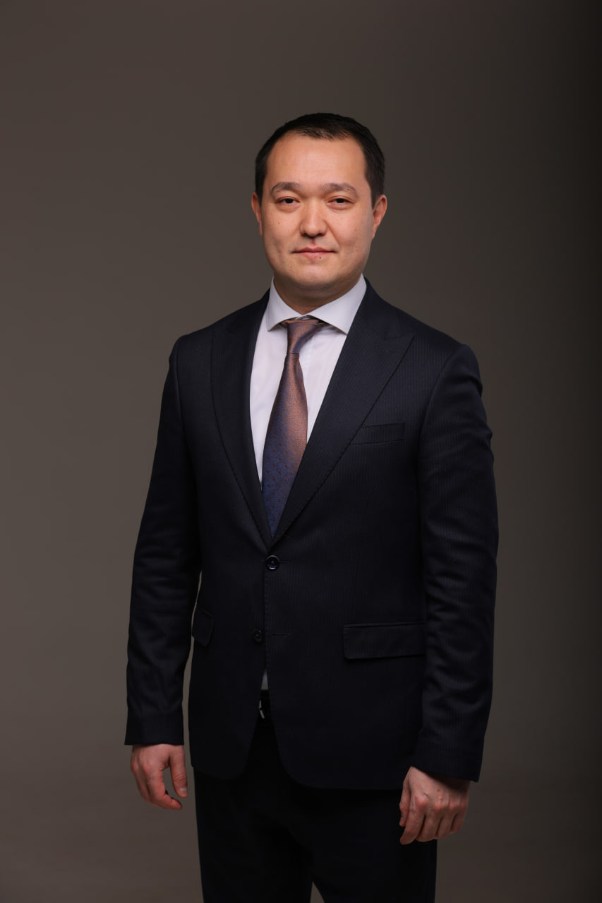 Damir Amanbaev